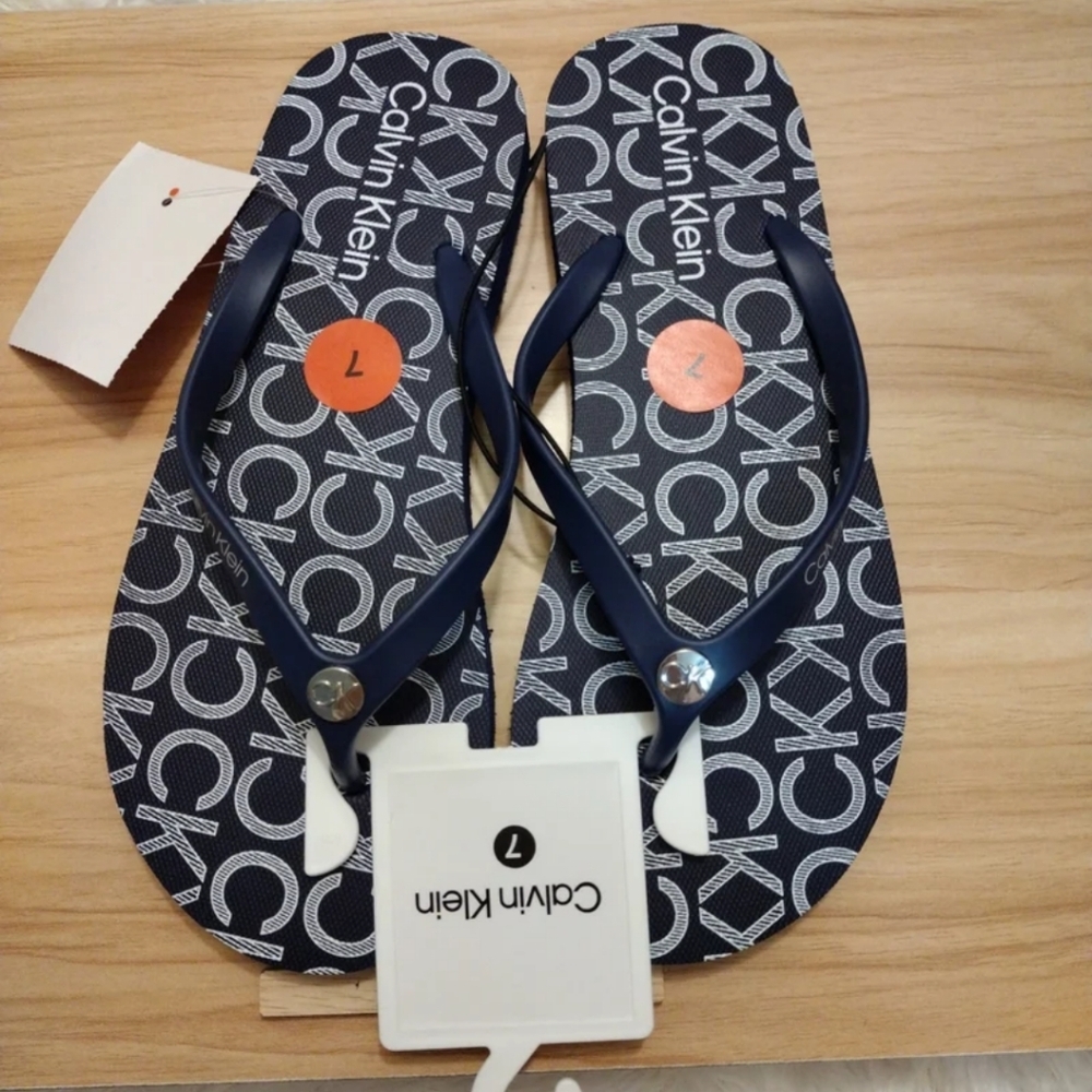 Calvin Klein Carmina Navy Blue/White Logo Thong Sandals Women's Size 7 🆕